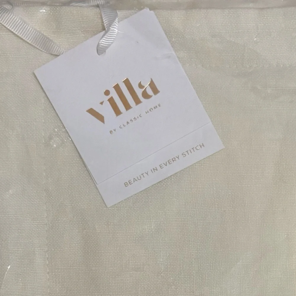 Pottery Barn/Villa By Classic Home Solstice Ivory Linen Pillow Sham Cover 22” OB